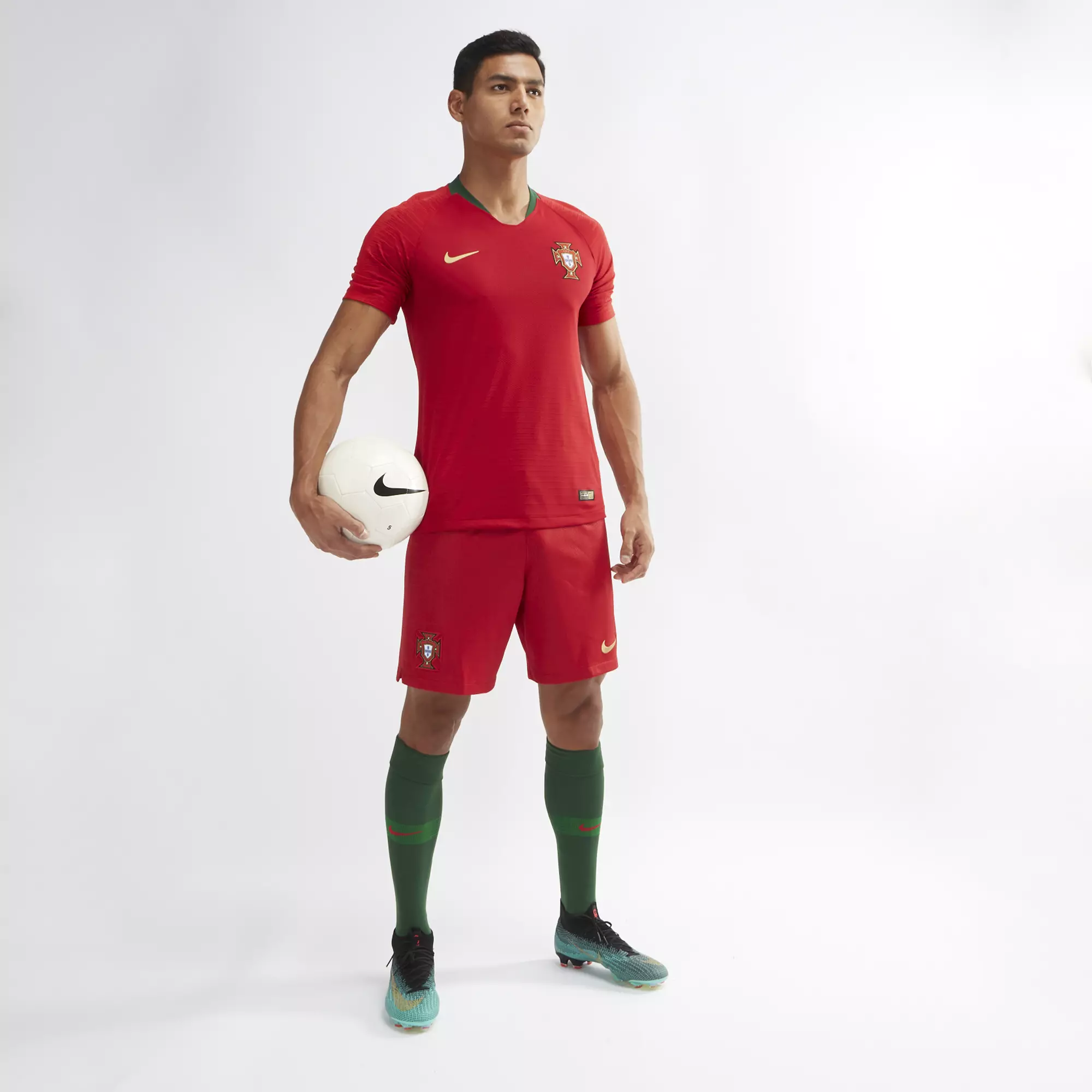 Portugal 2018 Home Soccer Uniform 